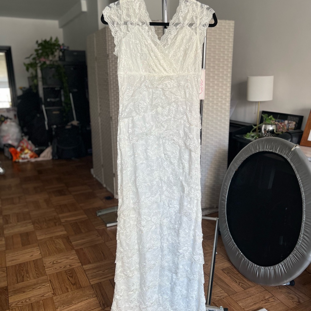 Brand New Wedding Dress  Accessories Bundle